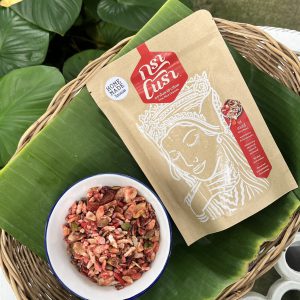 Homemade "Granora" Thai Rice Granola by Lob Baan - Berry
